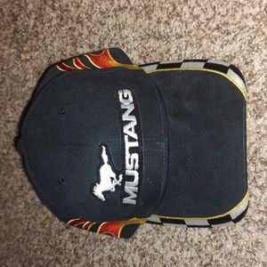 Magic Mustang Embroidered Flame Racing Cotton Strap-on Hat Black Red Yellow